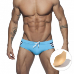 Meeste mood, v&auml;rviline plokk v&otilde;idus&otilde;idup&uuml;ksid, kitsad ujumisp&uuml;ksid, kohvrid, p&uuml;ksid, madala v&ouml;&ouml;kohaga n&ouml;&ouml;r, kiiresti kuivavad L