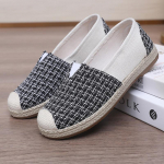 Naiste lamedad kingad Mugavad naiste jalan&otilde;ud Hingavad vabaajajalatsid naistele Kerged ja pehmed tasapinnalised jalan&otilde;ud Madala &uuml;laosaga jalan&otilde;ud 35 must