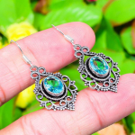 Looduslik sinine topaas v&auml;&auml;riskivi k&auml;sitsi valmistatud 925 sterlingh&otilde;be k&otilde;rvar&otilde;ngas 1,69 h3T99