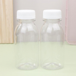 6 tk 200 ml l&auml;bipaistev laste veepudel plastikust mahlapudel Lemmiklooma piima joogipudel kaanega kaasaskantavad t&uuml;hjad veepudelid 1