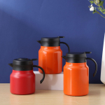 Teekann Kaasaskantav veekeetja Suure mahutavusega isolatsiooniga kohvikann Home Stuffy tee teekann. 800ml punane