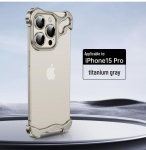 iPhone 16PRO &uuml;mbris: Unikaalne metallraam, tagapaneelita, kuldne objektiivkile 14