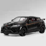 1:24 Lamborghini URUS maastur Modifitseeritud versioon Valatud metallisulamist mudelauto Heli ja valgus Tagasit&otilde;mbamine Seitse ust Kollektsioon Laste m&auml;nguasjad Poiste kingitus must