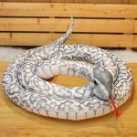 Simuleeritud ussinukk t&auml;idisega m&auml;ngunuku padi Mitmev&auml;rviline Python laste m&auml;nguasi suur v&otilde;lts ussinukk 160cm