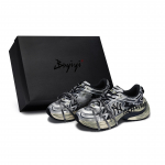 MLB New York Yankees Slip Resistant Abrasion Resistant Low top Running Shoes Unisex Black Gray Silver 3ARNSPL4N-50SIS(Team80BOX) 42