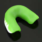 Sport Mouth Guard Toidukvaliteediga hambakaitse Boks Karate Muay Ohutus Suukaitse Keetmine ja hammustamine roheline