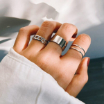 IF MEPunk Vintage h&otilde;bedase v&auml;rvi pokkeri piljardis&otilde;rmuse komplekt naistele gooti s&uuml;da Anillos hiphop Y2k Korea moe meeste ehted 5261901