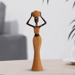 Aafrika daami kuju, vaigust ornament, k&auml;sit&ouml;&ouml;na valmistatud k&auml;sit&ouml;&ouml;, hotellikaunistused, riiulid ja kamin