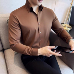 Meeste allakeeratava kraega s&auml;rk pikkade varrukatega s&uuml;gisene &uuml;hev&auml;rviline vabaaja kitsa l&otilde;ikega s&auml;rk Korea mood meeste riided L must