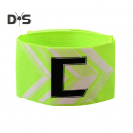 Jalgpalli kapteni k&auml;epael Reguleeritav kapteni C k&auml;epael Elastne jalgpalli korvpallim&auml;ngija pael t&auml;iskasvanutele noortele oranž