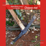 K&auml;sitsi sepistatud mitmeotstarbeline kirka-muldaja bambuse ja mulla kaevamiseks; Kahefunktsiooniline mullak&uuml;hvel-kirves. 2.7 lb single head, sharp-flat pickaxe
