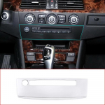 Autostiili konsooli helitugevuse reguleerimise juhtpaneeli raami trimmimine sobib BMW 5. seeria E60 2004-2010 auto sisustustarvikutele h&otilde;be