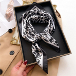 60 cm naiste uus mitmek&uuml;lgne simuleeritud siidist kaelakaitse p&auml;ikesekaitsekreem V&auml;ike kandiline sall Professionaalne sall pear&auml;tt 60x60cm