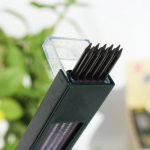 Karp 2mm HB must 2,0mm mehaaniline pliiats 120mm HB