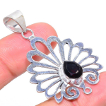 Black Spinel Handmade 925 Sterling Silver Jewelry Pendant 2.01 t3j41