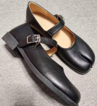Niche split-toe kingad naiste tabi uus retro &uuml;henupuline sea jalad Mary Jane kingad madala tallaga madalad &uuml;hed kingad mokassiinid 35 must