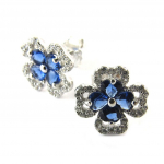 Les Tr&eacute;sors De Lily [N6905] &ndash; h&otilde;bedased k&otilde;rvar&otilde;ngad '4-Leaf Clover' valge safiir (roodiumiga kaetud) h&otilde;be