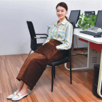 Elektriline p&otilde;lvekaitsmepadi Soe jalakate Jala soojenduspadi V&auml;ike soojendustekk Soe kehakate Elektriline soojendustekk