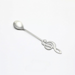 Kohvikulbid Kohvin&otilde;ud roostevabast terasest noot Loominguline kohvi-piima lusikas j&auml;&auml;tist segav magustoidulusikas lauan&otilde;ud h&otilde;be