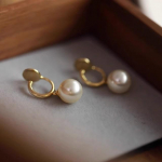 ANENJER Simulated Pearl Disc Clip on k&otilde;rvar&otilde;ngas naistele T&uuml;drukutele Fake Piercing Kuldv&auml;rvi klamber K&otilde;rvar&otilde;ngad Ehted Aksessuaar onesize