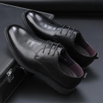 Esimene kiht veisenahast meeste kingi, &auml;rikleidi nahast kingad, meeste &uuml;he jala nahast kingad 38