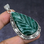 Emerald(Simulated) Gemstone 925 Steling Silver Jewelry Pendant 2.48 e6s40