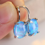 Lihtsad &otilde;rna kullav&auml;rvi ovaalse l&otilde;ikega Opaalk&otilde;rvar&otilde;ngad naistele T&uuml;drukutele Luksuslikud Bohemia ehted h&otilde;be/sinine