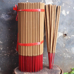 12 tk/partii 11 mm 3 tundi Suur suurus OUDH viirukipulgad 600 aastat 48 cm Looduslik bambus Templi Buddha kummardamise pulk Viiruk &Ouml;&ouml;k&uuml;lm 12pcs per lot