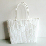 Mitmeotstarbeline uus PE-kootud kaasaskantav vannitoakorv, tualetitarvete hoiukorv, plastist k&ouml;&ouml;giviljakorv S.36x22x23cm valge