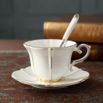 Peen Luukeraamika Kohvitass Taldrik ja Lusikas Komplekt Kullaga Keraamilise Cappuccino P&auml;rastl&otilde;unatee jaoks gray