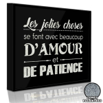 Les Tr&eacute;sors De Lily [Q5872] - s&auml;delev raam  S&otilde;numid  (Ilusaid asju tehakse suure armastuse ja kannatlikkusega) h&otilde;bemust - 41x41 cm must