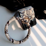 Isetehtud telefoni&uuml;mbris Samsung Galaxy Z Flip 3 5g kaasaskantava k&auml;ev&otilde;ruga, suure k&auml;ev&otilde;ruga Seksikas Python Snakeskin Pu-nahast k&otilde;va kate For Samsung Z Flip 3