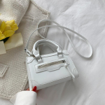 Naiste v&auml;ike PU-nahast &otilde;lakott Naiste vintage ruudukujulise lukuga disainiga Crossbody kott 20x7x13.5cm valge