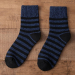 Meeste talvised torusokid moodsad triibulised r&auml;tikusokid pluss sametised paksud soojad frotee sokid must