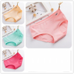 4 tk Naiste alusp&uuml;ksid, puuvillased t&uuml;drukute alusp&uuml;ksid, kerged ja hingavad kohvrid L