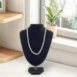 Chic Jewelry Holder for Organizing Chains and Necklaces on Shelves or Dressers 24cmx18cm