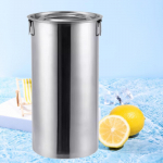 Turvalise kaanega ja mugavate k&auml;epidemetega roostevabast terasest kopp &otilde;ueseiklusteks 22x40cm15L