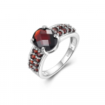 Luksuslik Klassikaline disain Eril&otilde;ikeline naturaalne granaatbrio s&otilde;rmus S925 h&otilde;bedast uhked naisteehted Aastap&auml;eva- ja banketikingitused US RING SIZE:7# punane