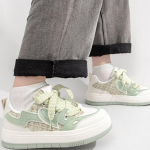 Roosad rohelised tossud vabaaja tossud naistele Kawaii kolledži stiilis retro vulkaniseeritud kingad Naiste Korea moelooja 35 roheline