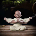 Keraamiline munkkuju kuju Zen budistlik dekoratsioon &Otilde;nnelik Buddha Meditatsiooni munkkuju joogaruumi jaoks Feng Shui Naerev Buddha kontori jaoks