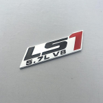 2tk Metallist LS1 5,7L V8 t&uuml;hjendusstandardiga pakiruumi kaane kleebism&auml;rk h&otilde;be