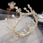 Pruudi &uuml;lihaldjalik &uuml;mmargune kroon peakate, atmosf&auml;&auml;riline jumalanna, t&auml;iskasvanu foto, s&uuml;nnip&auml;evakroon, pulmakleit, juukseaksessuaarid