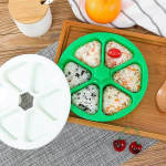 Uusim 6-kambriline riisipallide valmistamise pressi, mittekleepuva isetehtud plastist kolmnurkne sushi riisipalli vorm k&ouml;&ouml;git&ouml;&ouml;riistade s&ouml;&ouml;gikarp roheline