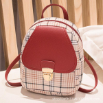 V&auml;ike seljakott Uus kott Seljakott &otilde;pilase koolikott He is a size 19. punane