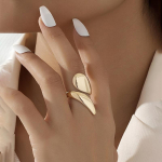 Luksuslik reguleeritav avatud s&otilde;rmus &ndash; l&auml;ikiv kuldne poleeritud viimistlus, minimalistlik &scaron;ikk disain, t&auml;iuslik kohtingus&otilde;htu kingitus, Statementi moeaksessuaar naistele