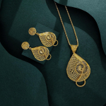 CMM Peen Kuldne Ehtekomplekt Pisarakujulised K&otilde;rvar&otilde;ngad Ripats Kaelakee Keerukas Disain Ideaalne &Otilde;hturiietuseks Luksuslik Mood Naistele kuld