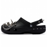 Crocs Classic klomp 811 valmistatud punk metsik hip hop must samurail dekoratiivne pandla k&auml;sitsi maalitud spreiv&auml;rv augud kingad unisex must 36-37