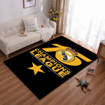 Must vaip Meistrite liiga logoga ja t&auml;htede kujundusega  Sobib kasutamiseks libisemisvastasena elutoa, magamistoa diivanitel 80x120cm( 31x47in)