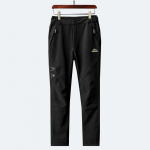 V&auml;litingimustes r&uuml;nnakup&uuml;ksid meestele ja naistele, pluss sametist soojad pehme koorega fliisist, seespool polsterdus, tuulekindlad, veekindlad, hingavad matkap&uuml;ksid L