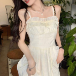 Prantsuse temperamendi rihmakleit naiste suvine ni&scaron;i disain Sense kleit v&ouml;&ouml;kohta salendav S beež